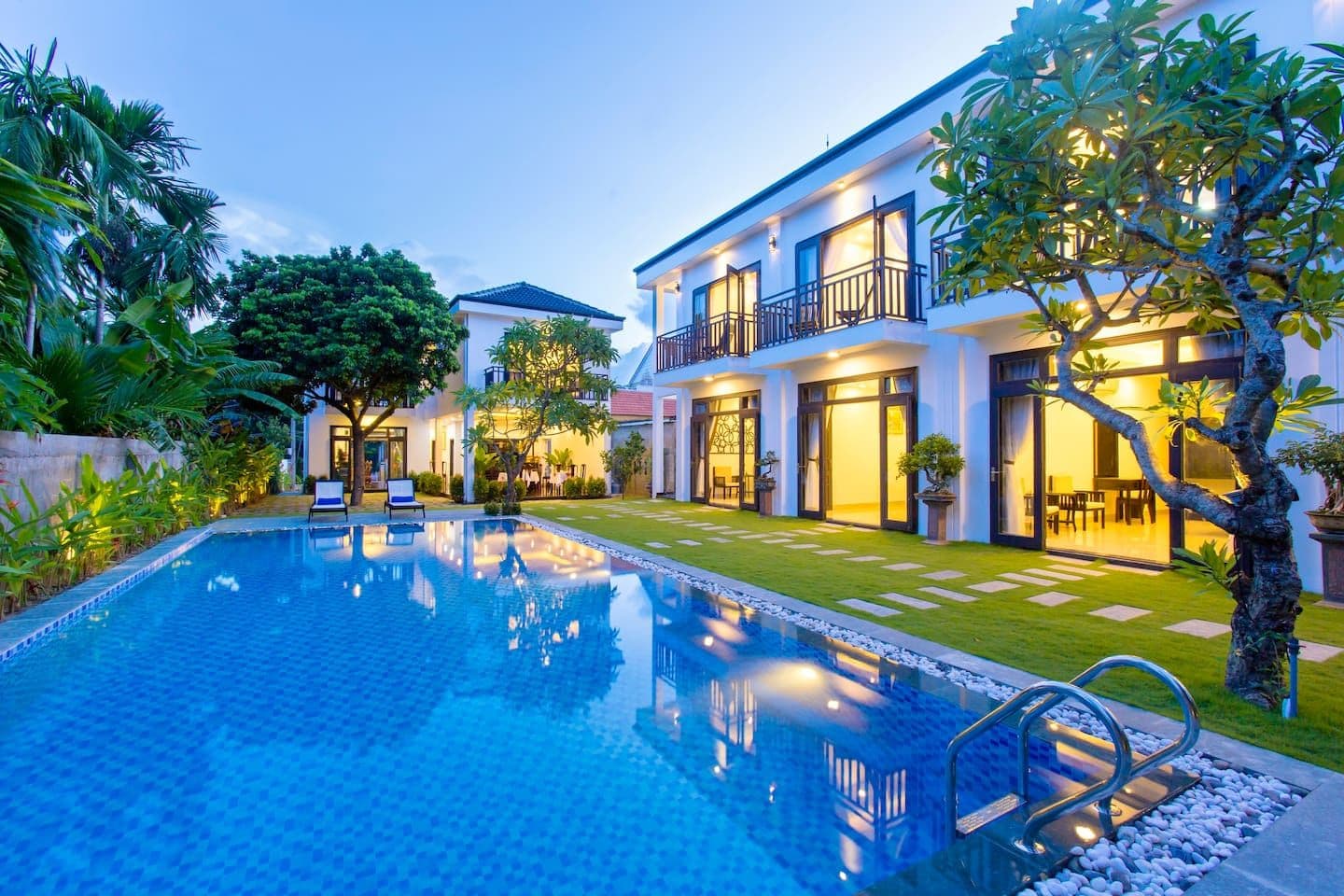 điện năng lượng mặt trời gia đình
