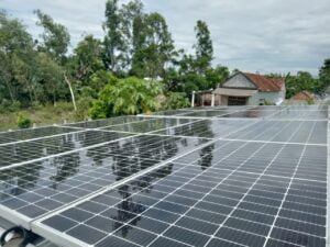 bảo trì hệ thống điện năng lượng mặt trời