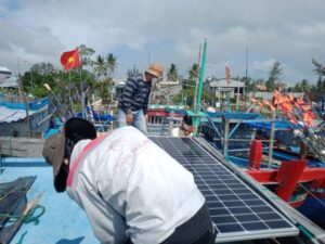 dien nang luong mat troi tau ghe 1